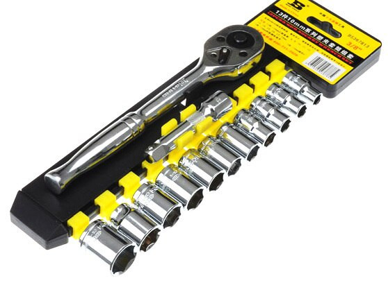 Bosi 3/8" Drive Sockets Ratchet Wrench Set BS3678131